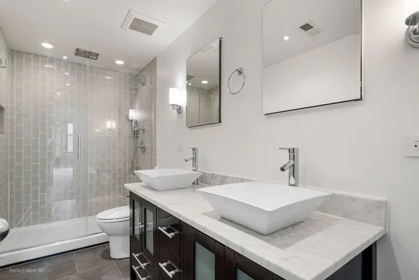 $579,000 | 411 West Ontario Street, Unit 419, Chicago, IL 60654