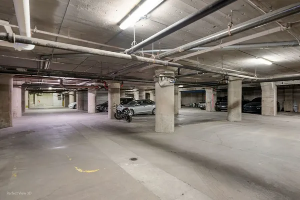 $579,000 | 411 West Ontario Street, Unit 419, Chicago, IL 60654
