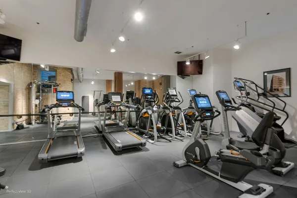 $579,000 | 411 West Ontario Street, Unit 419, Chicago, IL 60654