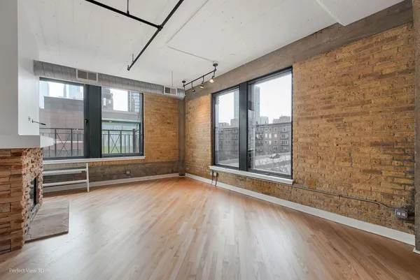 $579,000 | 411 West Ontario Street, Unit 419, Chicago, IL 60654