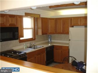 758 Claire Road Philadelphia, PA 19128 - Photo 5 of 12 Gallery Image 5