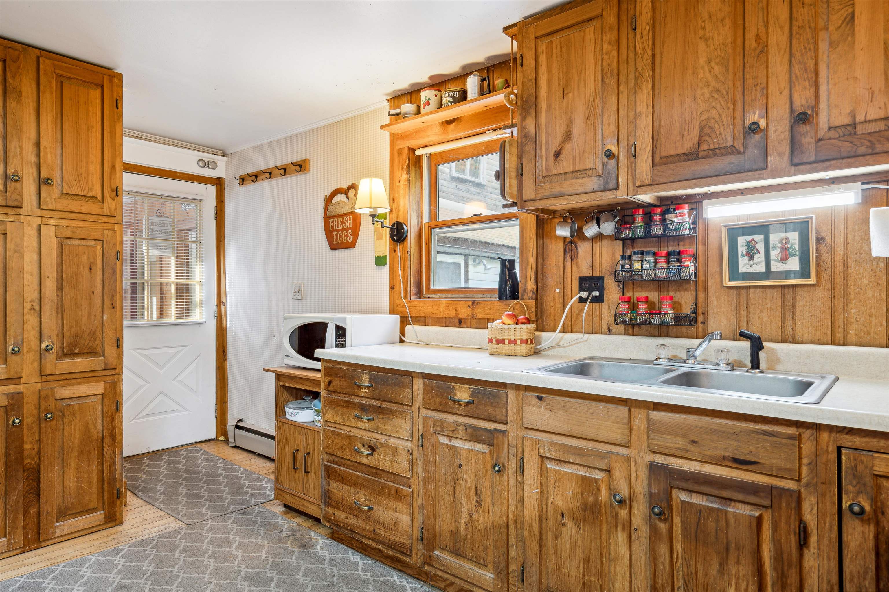 128 Union Street Springfield, VT 05156 - Photo 14 of 38