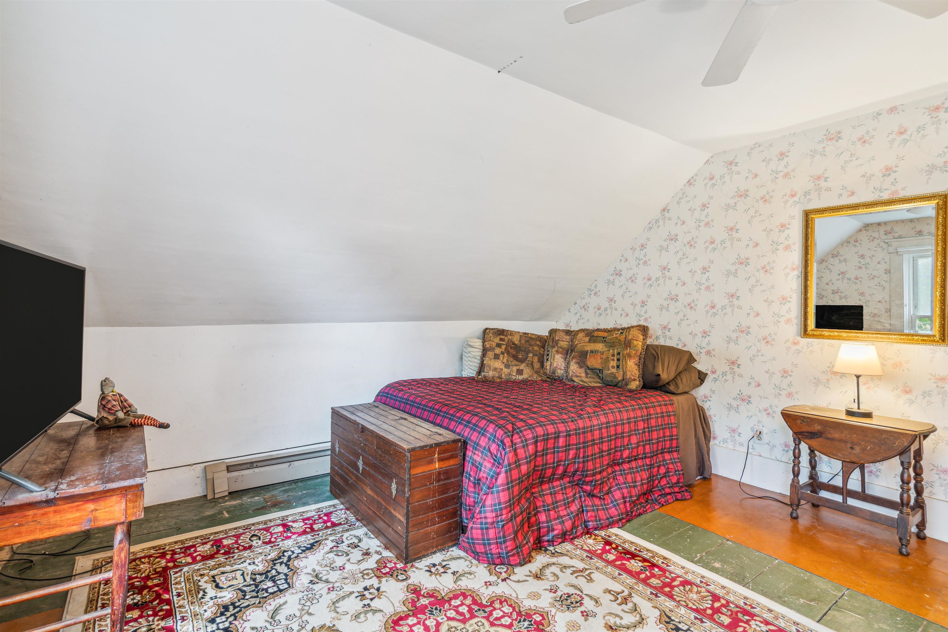 128 Union Street Springfield, VT 05156 - Photo 19 of 38