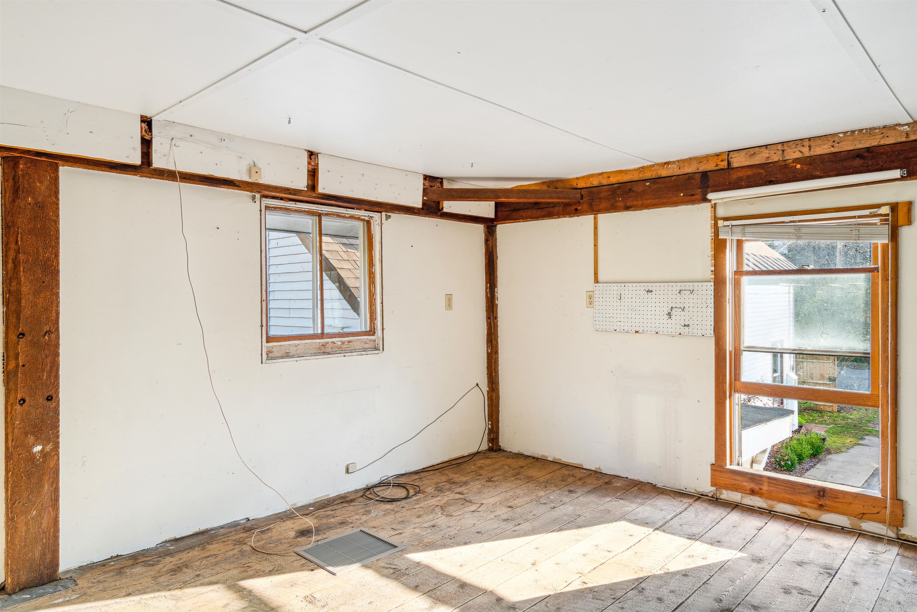 128 Union Street Springfield, VT 05156 - Photo 31 of 38