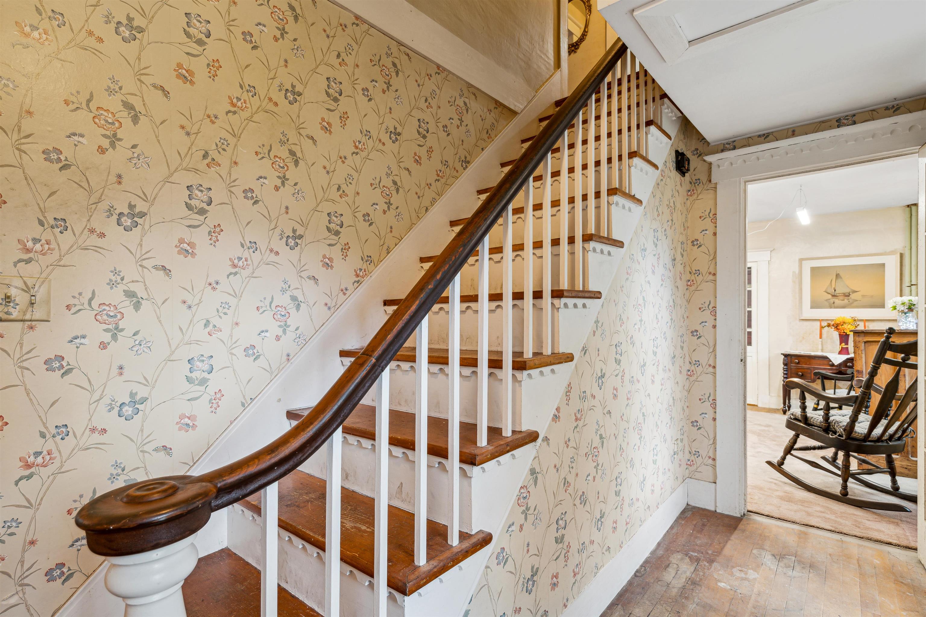 128 Union Street Springfield, VT 05156 - Photo 5 of 38