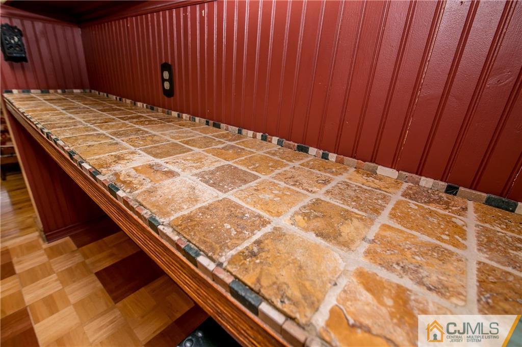 27 Weldon Road Matawan, NJ 07747 - Photo 14 of 25 Gallery Image 14