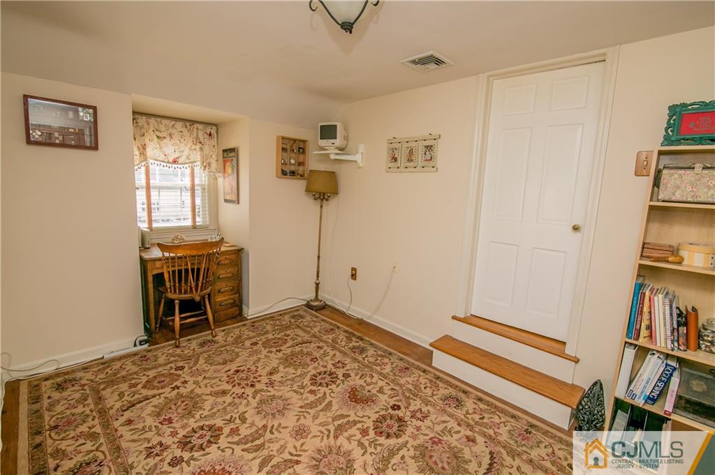 27 Weldon Road Matawan, NJ 07747 - Photo 19 of 25 Gallery Image 19