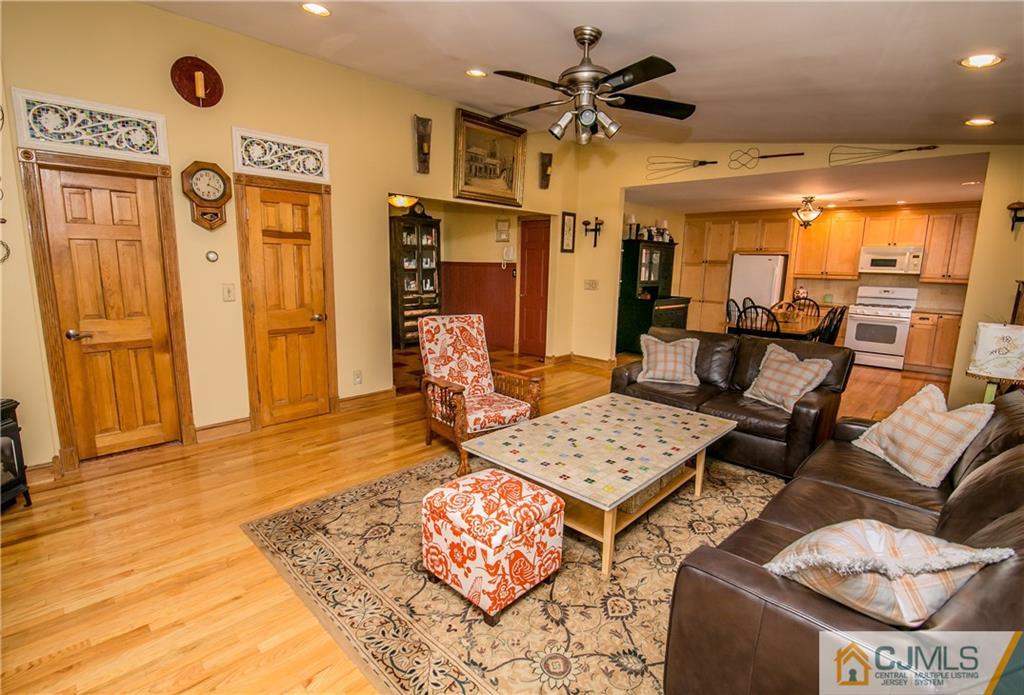 27 Weldon Road Matawan, NJ 07747 - Photo 9 of 25 Gallery Image 9