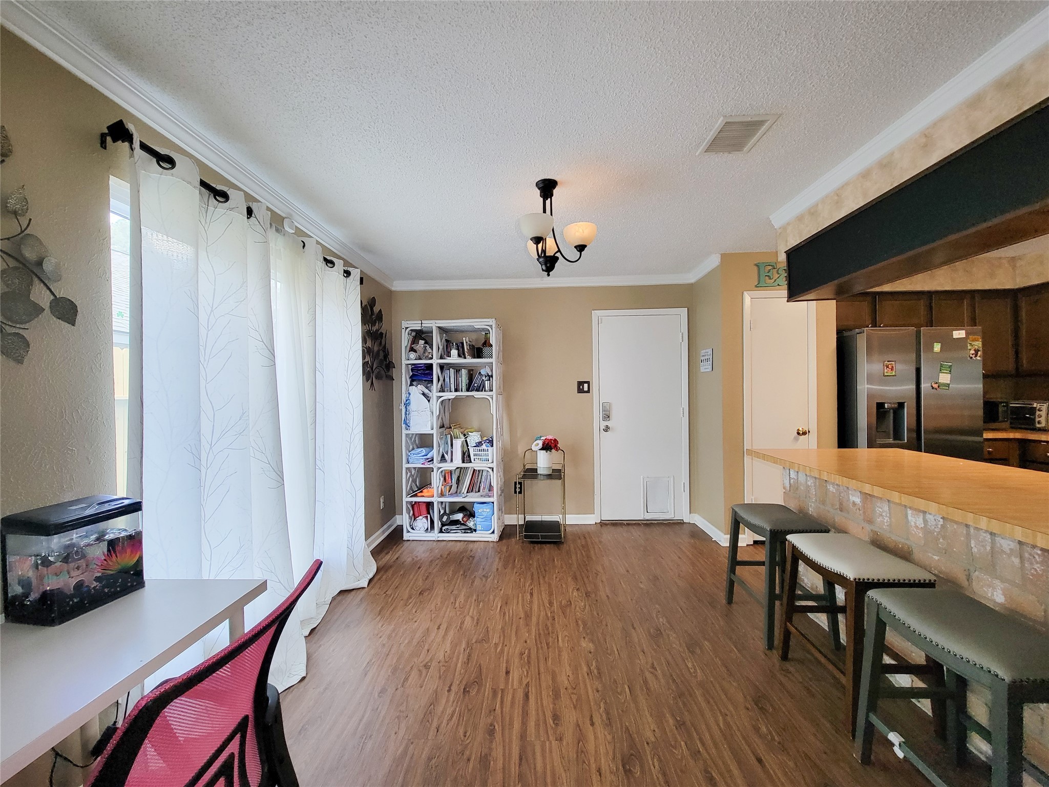 5414 Sweetwind Lane Spring, TX 77373 - Photo 20 of 30 a living room with furniture and a wooden floor