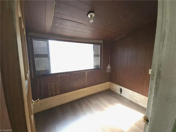 $70,000 | 105 East Academy Street, Madison, NC 27025