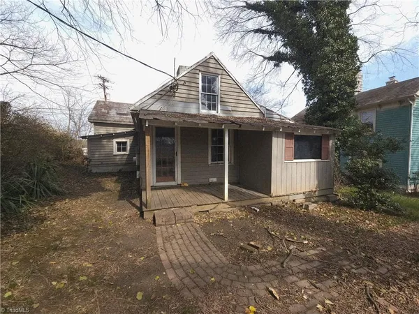 $70,000 | 105 East Academy Street, Madison, NC 27025