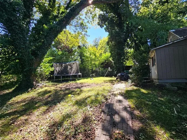 $80,000 | 105 East Academy Street, Madison, NC 27025