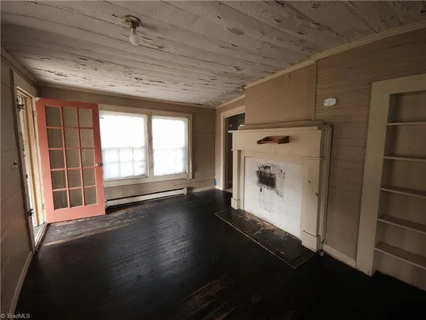 $70,000 | 105 East Academy Street, Madison, NC 27025