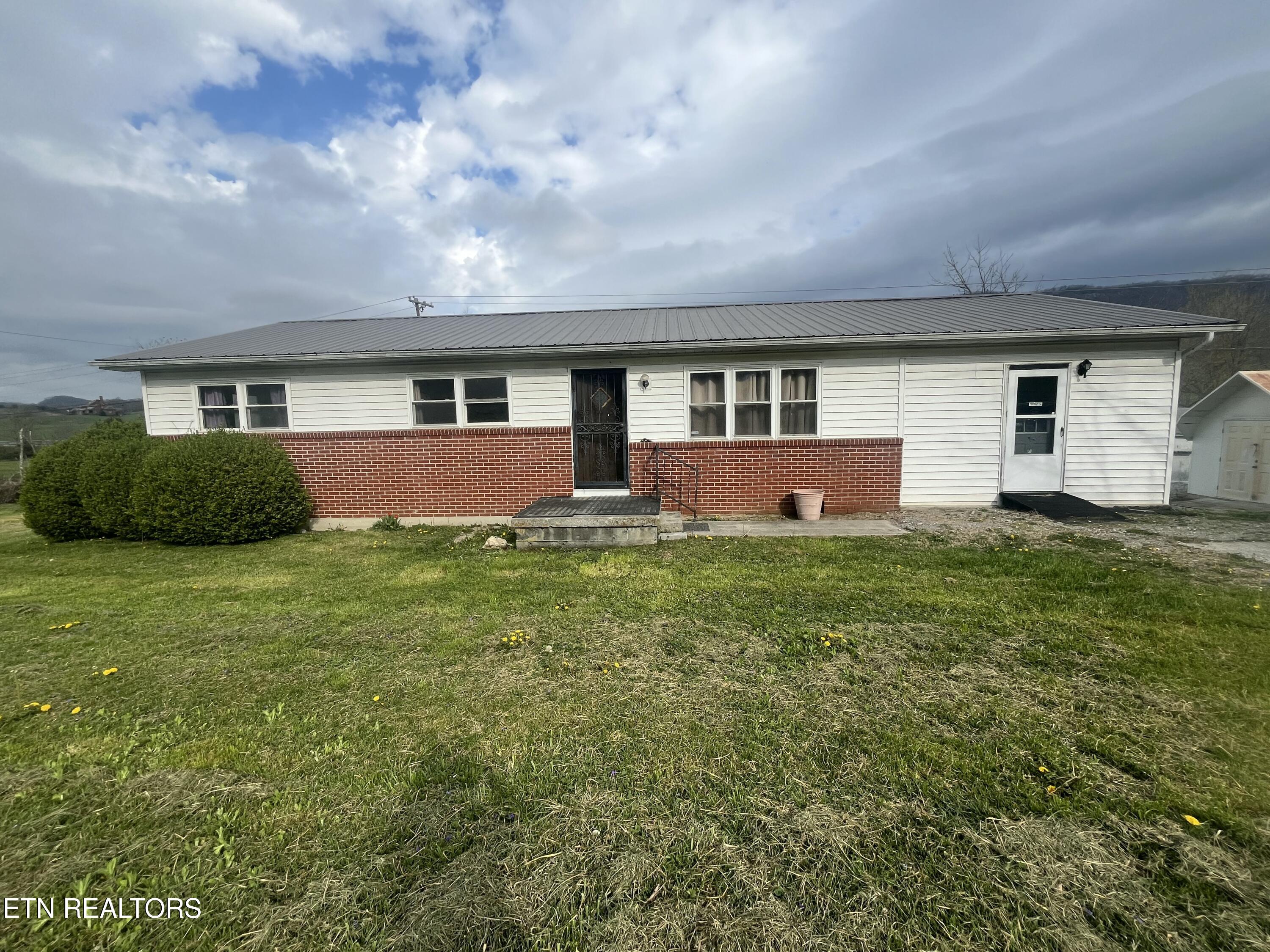 3981 Dr Thomas Walker Road Rose Hill, VA 24281 - Photo 1 of 47 IMG_6606