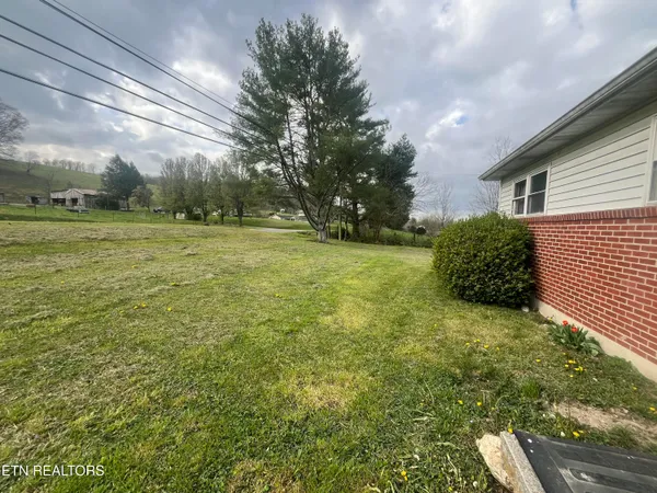 $135,000 | 3981 Dr Thomas Walker Road, Rose Hill, VA 24281