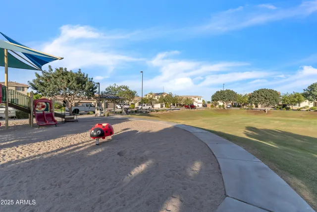 a view of outdoor space with city view