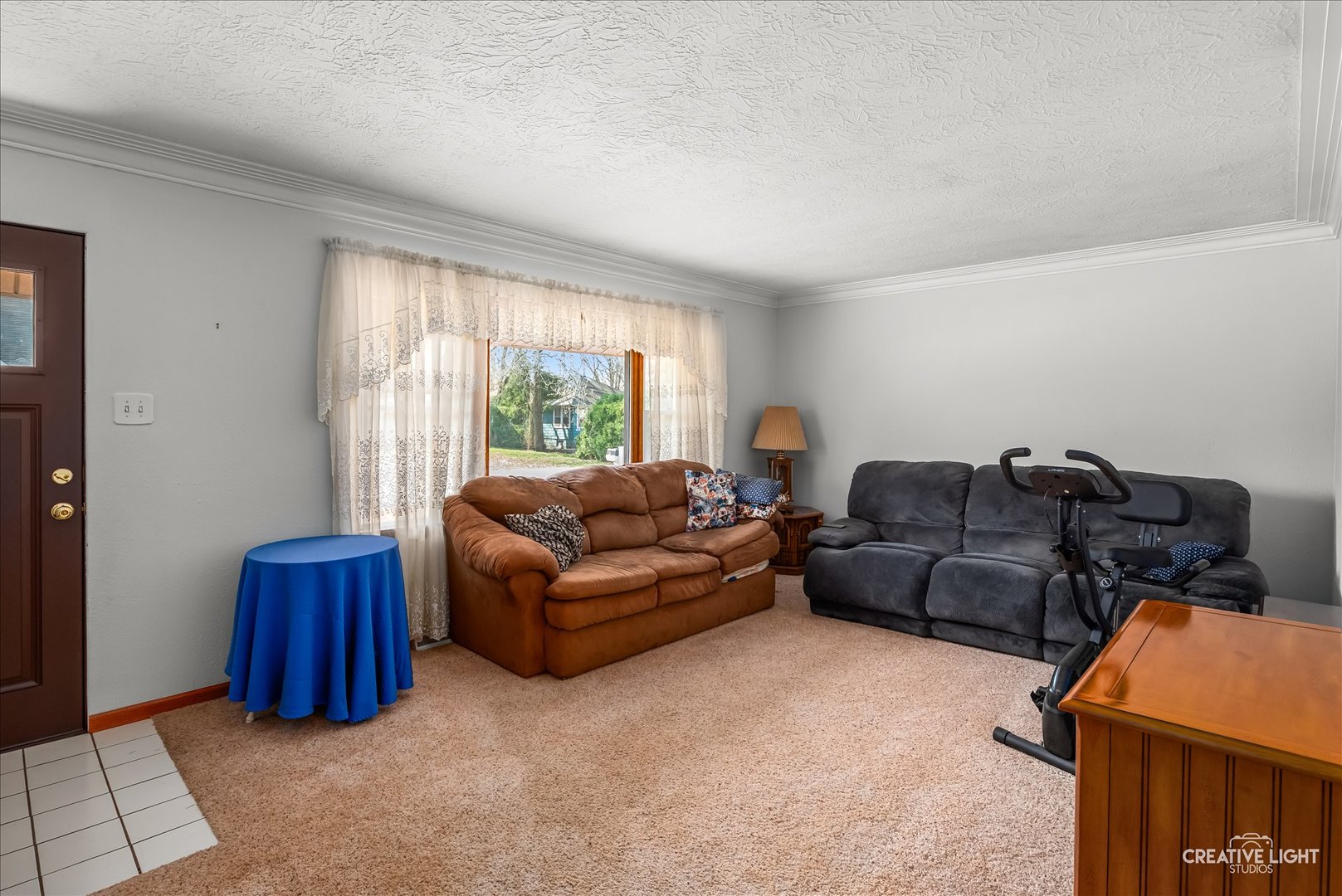 307 Cameron Avenue Lockport, IL 60441 - Photo 2 of 15