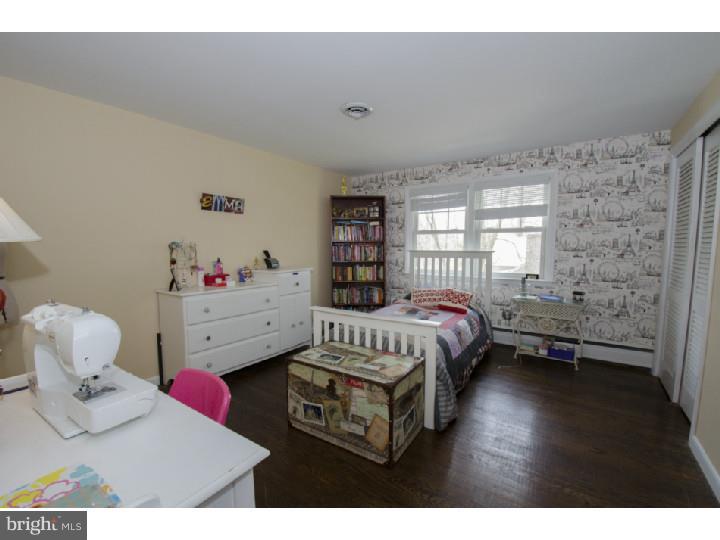631 Upper Weadley Road Wayne, PA 19087 - Photo 15 of 20 Bedroom 2