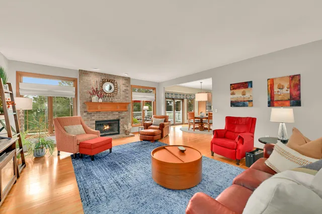 $929,900 | 732 River Reserve Drive, Hartland, WI 53029