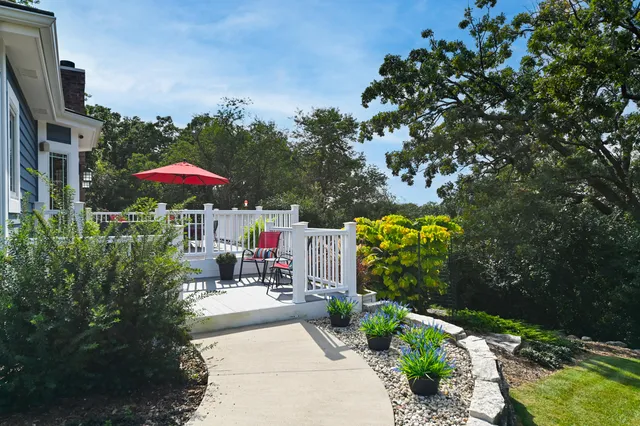 $929,900 | 732 River Reserve Drive, Hartland, WI 53029