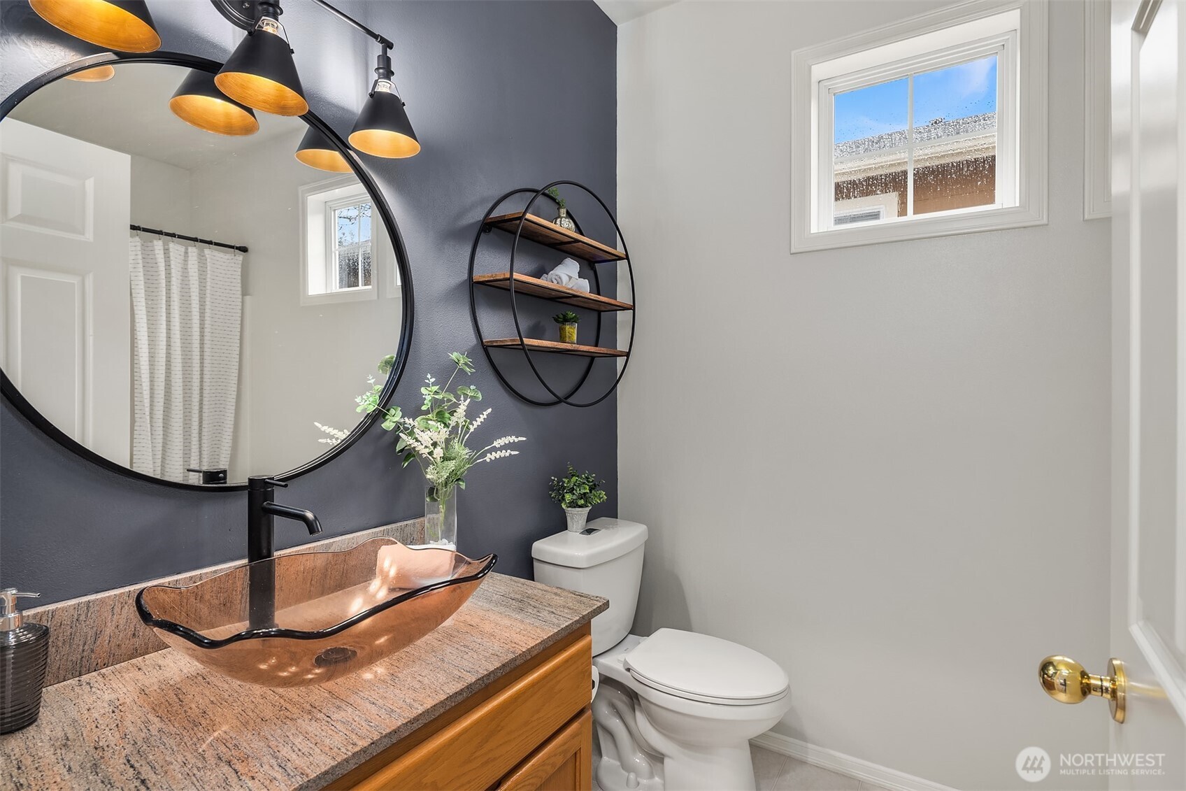 2402 Northeast 19th Street Renton, WA 98056 - Photo 26 of 40