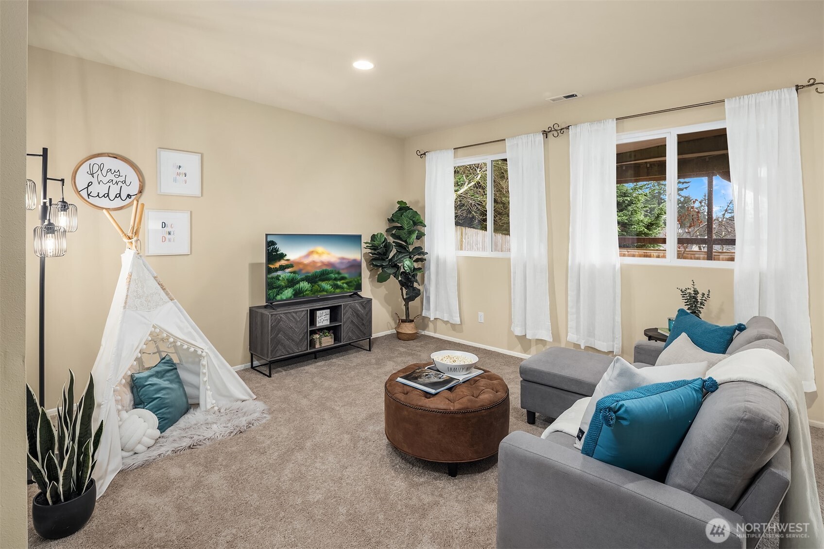 2402 Northeast 19th Street Renton, WA 98056 - Photo 29 of 40