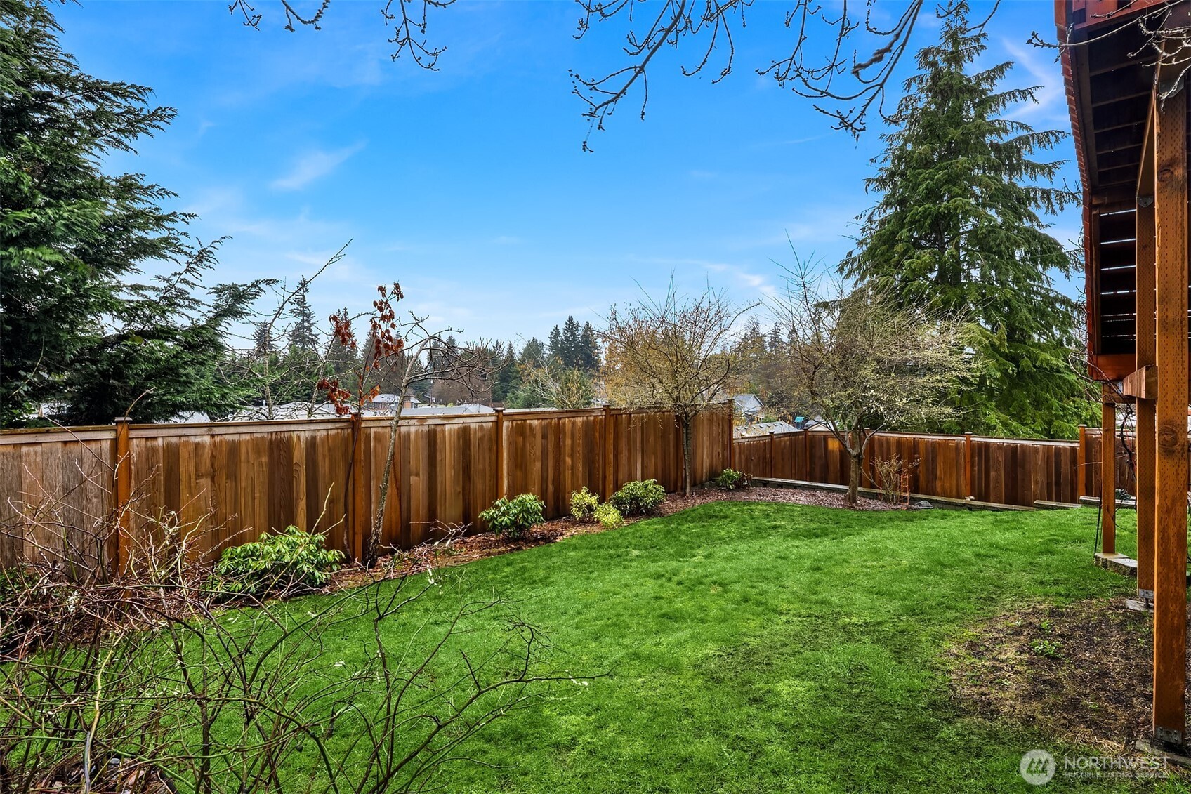 2402 Northeast 19th Street Renton, WA 98056 - Photo 39 of 40