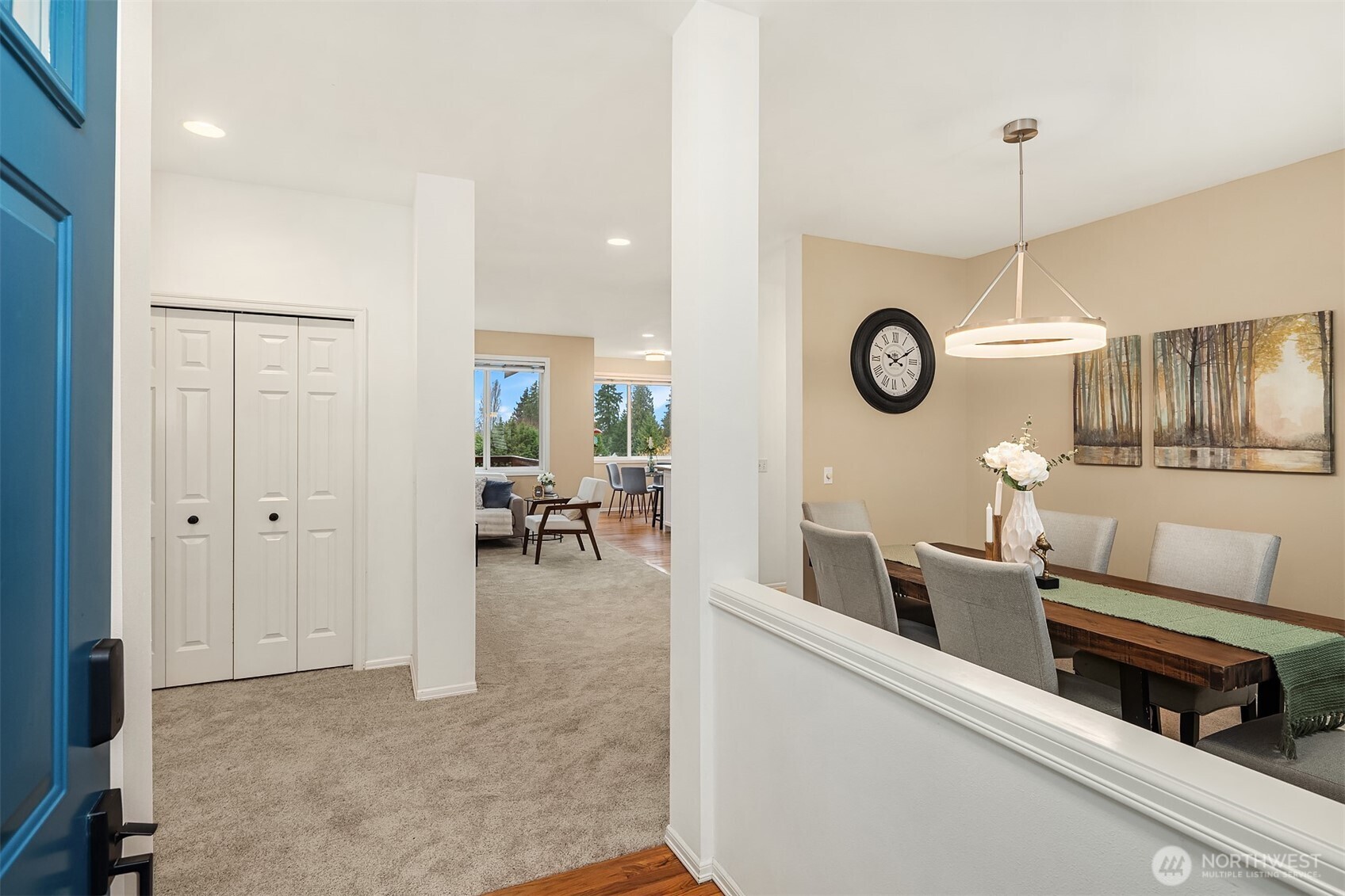 2402 Northeast 19th Street Renton, WA 98056 - Photo 4 of 40