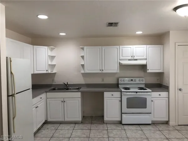 $1,699 | 4733 30th Street Southwest, Lehigh Acres, FL 33973