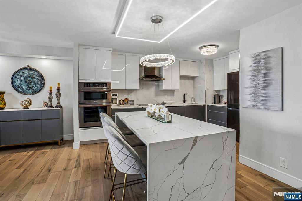 1055 River Road, Unit 408 Edgewater, NJ 07020 - Photo 11 of 34
