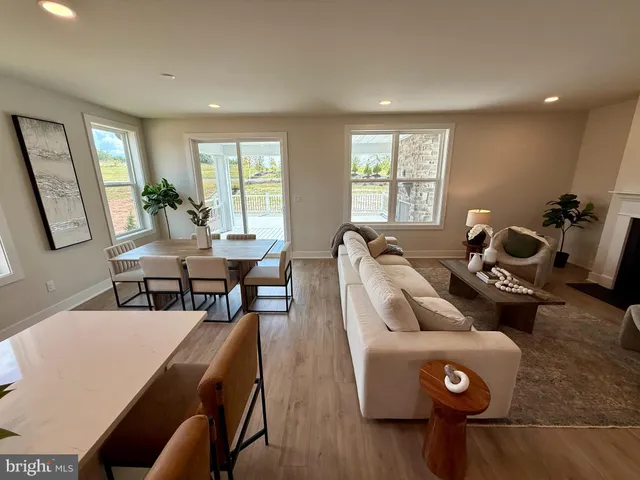 $975,000 | 403 Emmett Court, Royersford, PA 19468