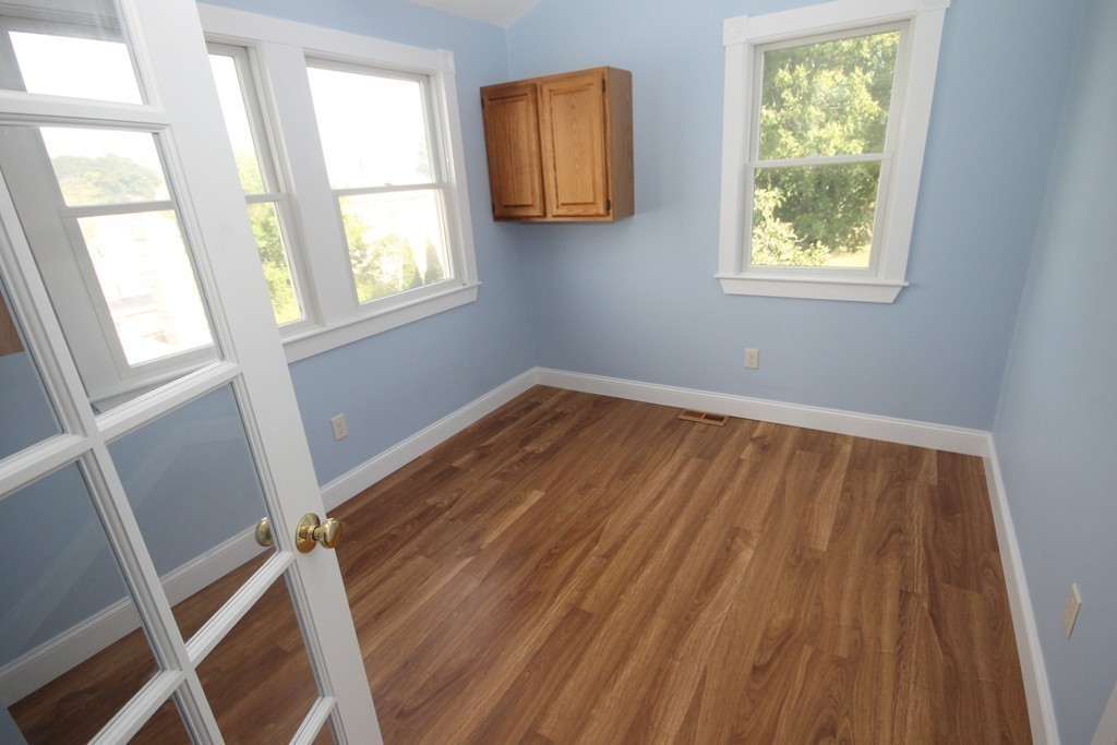 10 Old Colony Road Hull, MA 02045 - Photo 17 of 29 Gallery Image 17