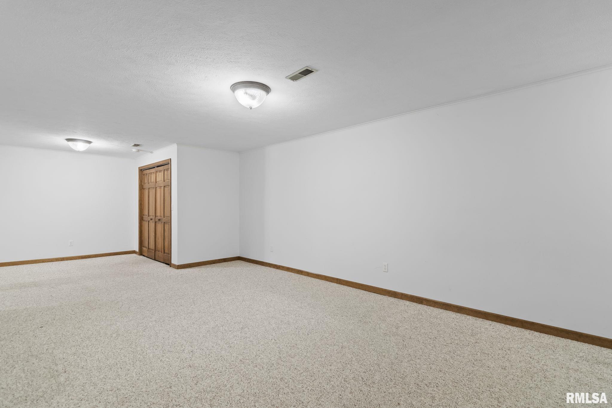 2529 Wydown Avenue Springfield, IL 62704 - Photo 39 of 52