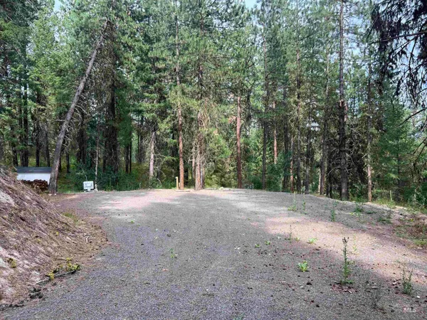 $225,000 | 24 Ranch Circle, Cascade, ID 83611
