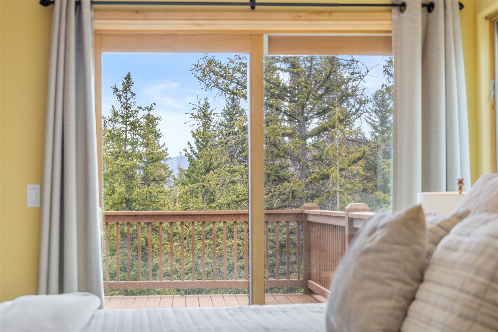 91795 Ryan Gulch Road Silverthorne, CO 80498 - Photo 24 of 50 a view of a room that has a large window and front view