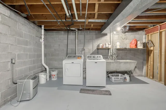 $230,000 | 18570 Kamala Court, Brookfield, WI 53045