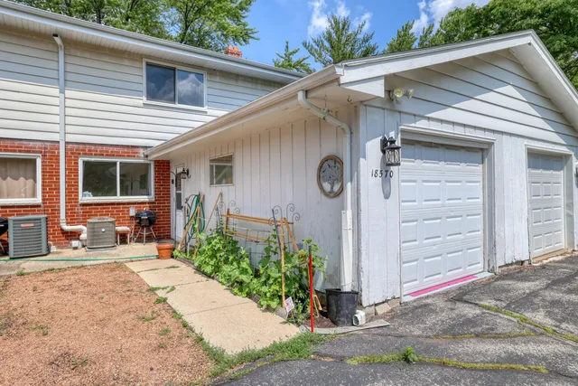 $230,000 | 18570 Kamala Court, Brookfield, WI 53045