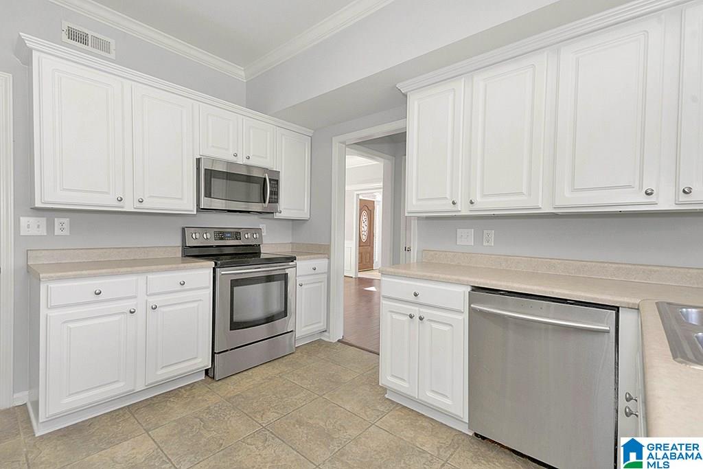 205 Lake Forest Way Alabaster, AL 35114 - Photo 11 of 29