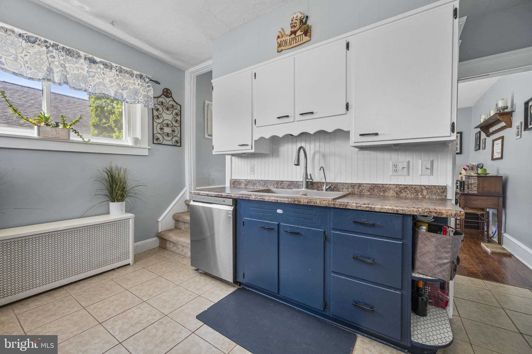 2116 Noble Street Reading, PA 19609 - Photo 12 of 35 Charming kitchen with modern flair.