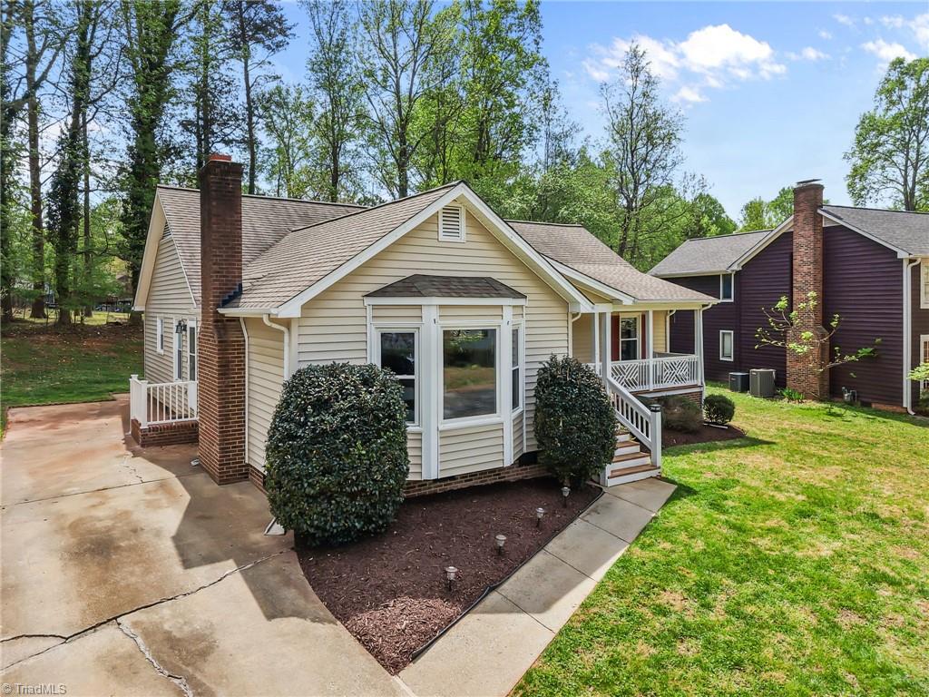 1611 Maple Ridge Court Greensboro, NC 27455 - Photo 2 of 47