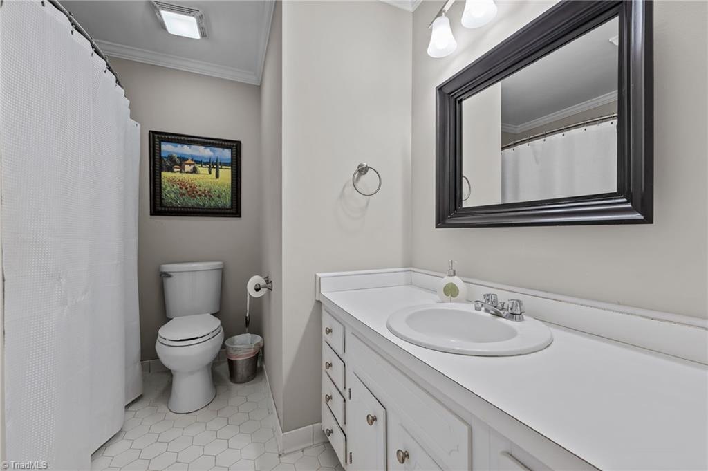 1611 Maple Ridge Court Greensboro, NC 27455 - Photo 23 of 47