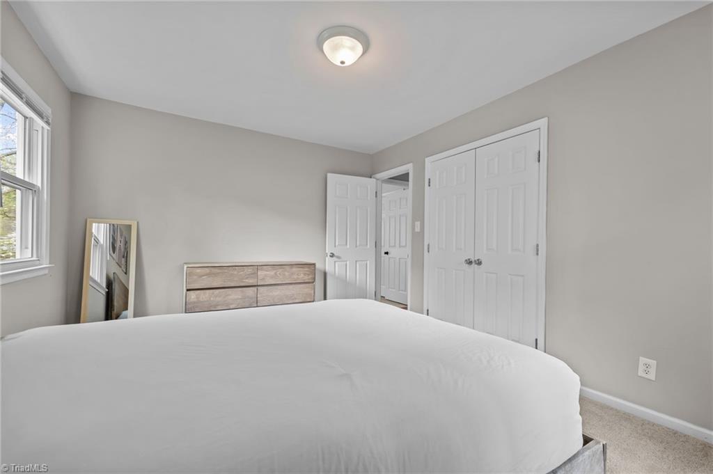 1611 Maple Ridge Court Greensboro, NC 27455 - Photo 25 of 47