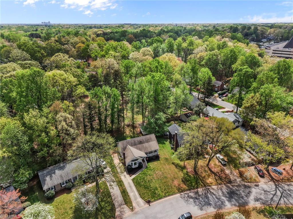 1611 Maple Ridge Court Greensboro, NC 27455 - Photo 40 of 47