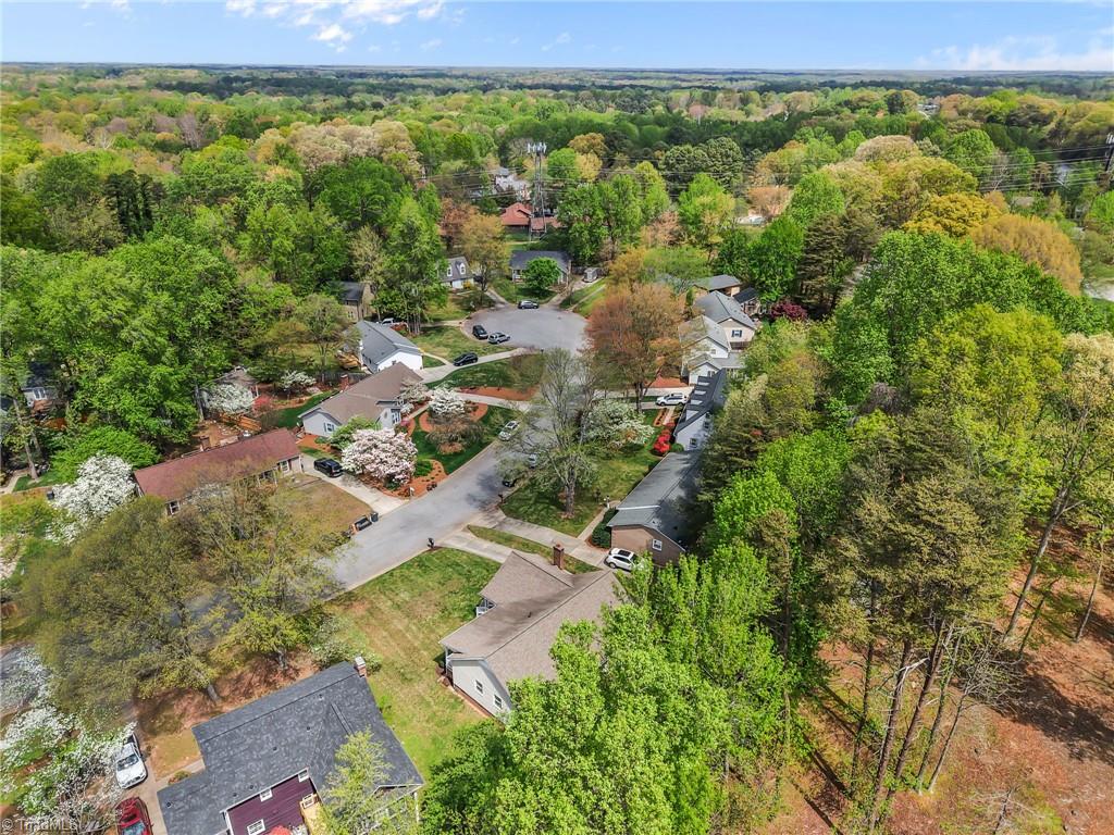 1611 Maple Ridge Court Greensboro, NC 27455 - Photo 42 of 47