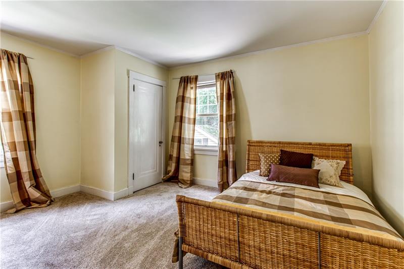 504 Walnut Road Pittsburgh, PA 15202 - Photo 16 of 25 Gallery Image 16