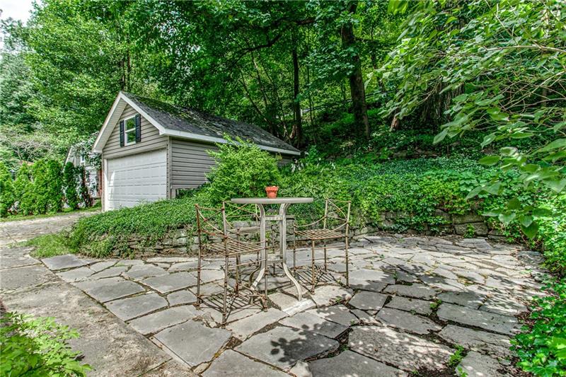 504 Walnut Road Pittsburgh, PA 15202 - Photo 20 of 25 Gallery Image 20