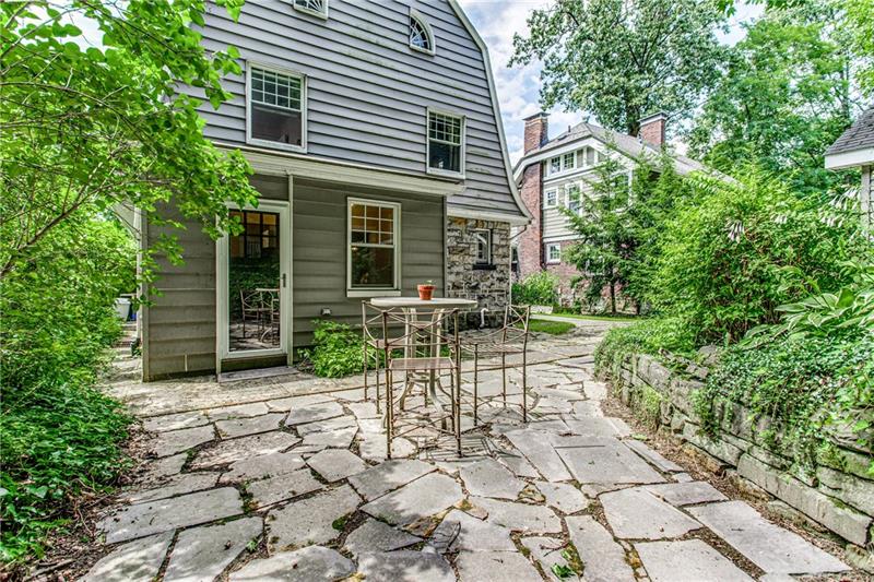504 Walnut Road Pittsburgh, PA 15202 - Photo 21 of 25 Gallery Image 21