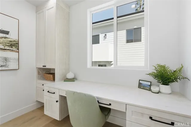 $2,559,000 | 617 North Irena Avenue, Unit B, Redondo Beach, CA 90277