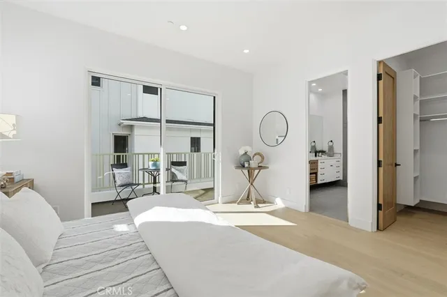 $2,559,000 | 617 North Irena Avenue, Unit B, Redondo Beach, CA 90277