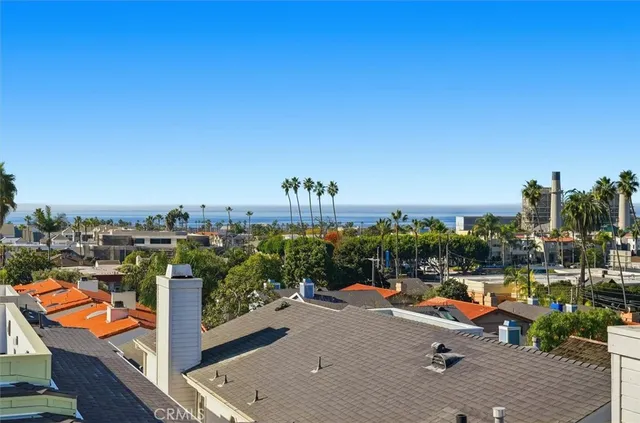 $2,559,000 | 617 North Irena Avenue, Unit B, Redondo Beach, CA 90277